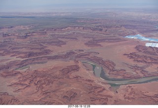 154 9sk. aerial - Canyonlands