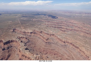 166 9sk. aerial - Canyonlands