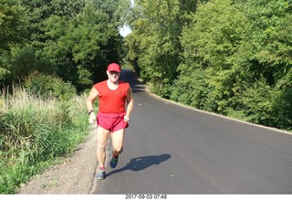 3086 9t3. Afton run - Adam running