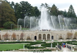 123 9ue. Longwood Gardens - fountains