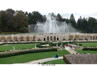 124 9ue. Longwood Gardens - fountains