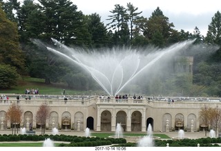 132 9ue. Longwood Gardens - fountains