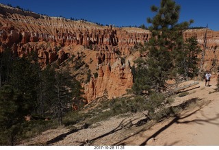Bryce Canyon National Park hike - Peek-A-Boo trail