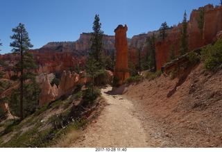 Bryce Canyon National Park hike - Peek-A-Boo trail