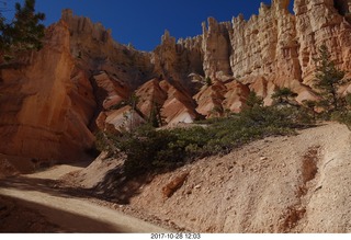 Bryce Canyon National Park hike - Peek-A-Boo trail