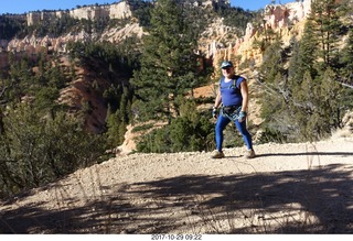 3135 9uv. Bryce Canyon National Park - Fairyland hike + Adam