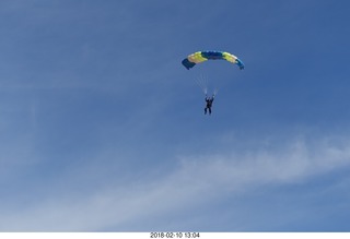 Motown - skydiver