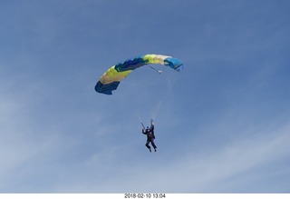 Motown - skydiver