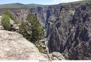 50 a03. Black Canyon of the Gunnison National Park hike