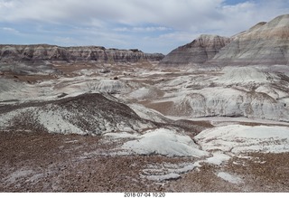 Petrified Forest National Park - Blue Mesa hike - sense of scale