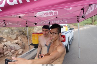 33 a03. Camelback Cholla Trail hike NH2T - RickyBobby + Zyrian posing