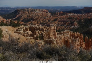 Bryce Canyon hoodoos - vista view