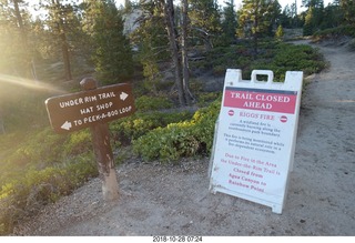 Bryce Canyon - trail closure signs