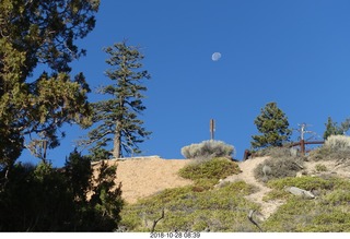 Bryce Canyon + moon