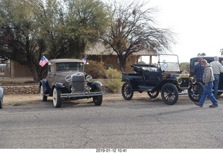 Eagle Roost fly-in - cool cars - very old