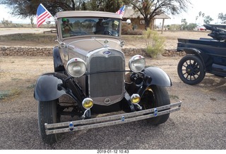 Eagle Roost fly-in - cool car - very old