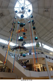 mall sculpture