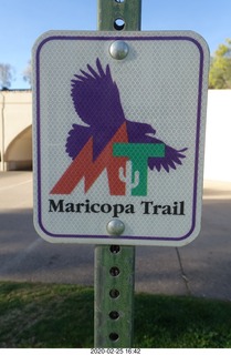 Maracopa Trail sign looks like an octopus from a distance