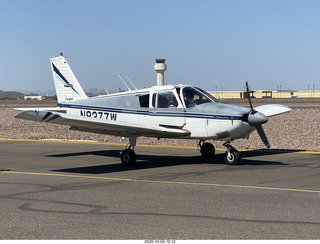 Jerome taxiing N8377W