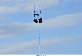 Anthony and Olga - Hawaii - parasailing