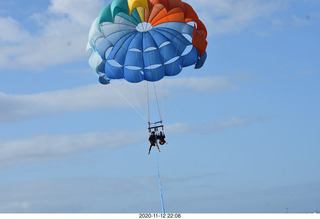 Anthony and Olga - Hawaii - parasailing