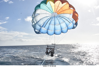 Anthony and Olga - Hawaii - parasailing