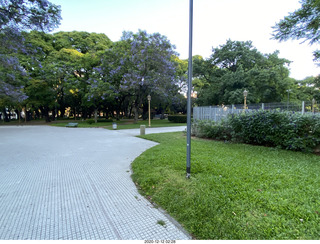 Argentina - Buenos Aires - morning run - monument