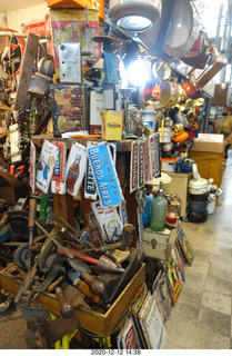 Argentina - Buenos Aires tour - indoor shopping area - old stuff