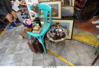 137 a0y. Argentina - Buenos Aires tour - indoor shopping area - old stuff