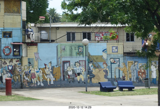 184 a0y. Argentina - Buenos Aires tour - mural