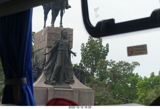 Argentina - Buenos Aires tour - monument