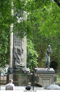 296 a0y. Argentina - Buenos Aires tour - monument - Eva Paron