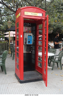 Argentina - Buenos Aires tour - telephone booth