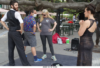 323 a0y. Argentina - Buenos Aires tour - tango dancers