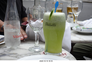 52 a0y. Argentina - Buenos Aires - lunch at Pertulli restaurant - Shane's drink