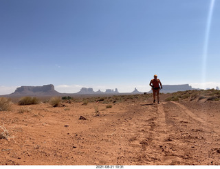 3440 a16. Monument Valley run + Adam