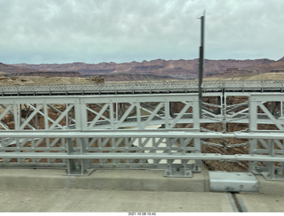 drive to Marble Canyon - power lines