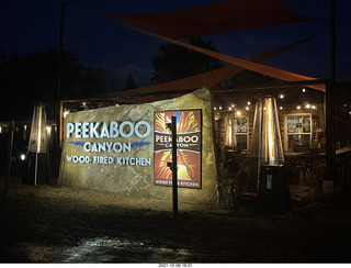 304 a18. Peekaboo Canyon Wood Fired Kitchen restaurant (vegetarian without warning)