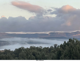 drive to Bryce Canyon - fog