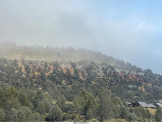 27 a18. drive to Bryce Canyon - fog