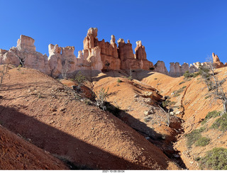 50 a18. Bryce Canyon - Two Bridges hike