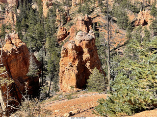 120 a18. Bryce Canyon - Peekaboo hike