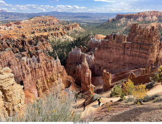 Bryce Canyon - Wall Street hikers