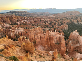 Bryce Canyon Amphitheater sunrise