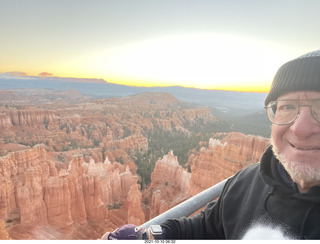 15 a18. Bryce Canyon Amphitheater sunrise - Adam