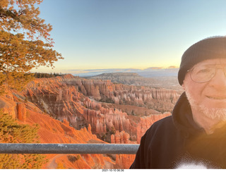 30 a18. Bryce Canyon Amphitheater sunrise - Adam