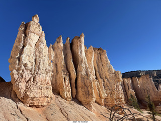 92 a18. Bryce Canyon Fairyland Trail hike