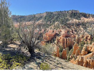 176 a18. Bryce Canyon Fairyland Trail hike