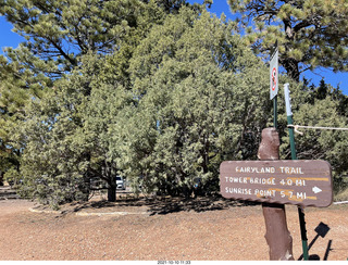 Bryce Canyon Fairyland Trail viewpoint sign