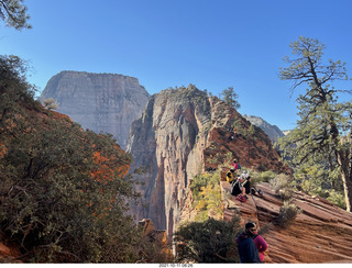 Zion National Park - Scout Landing - Angels Landing hikers